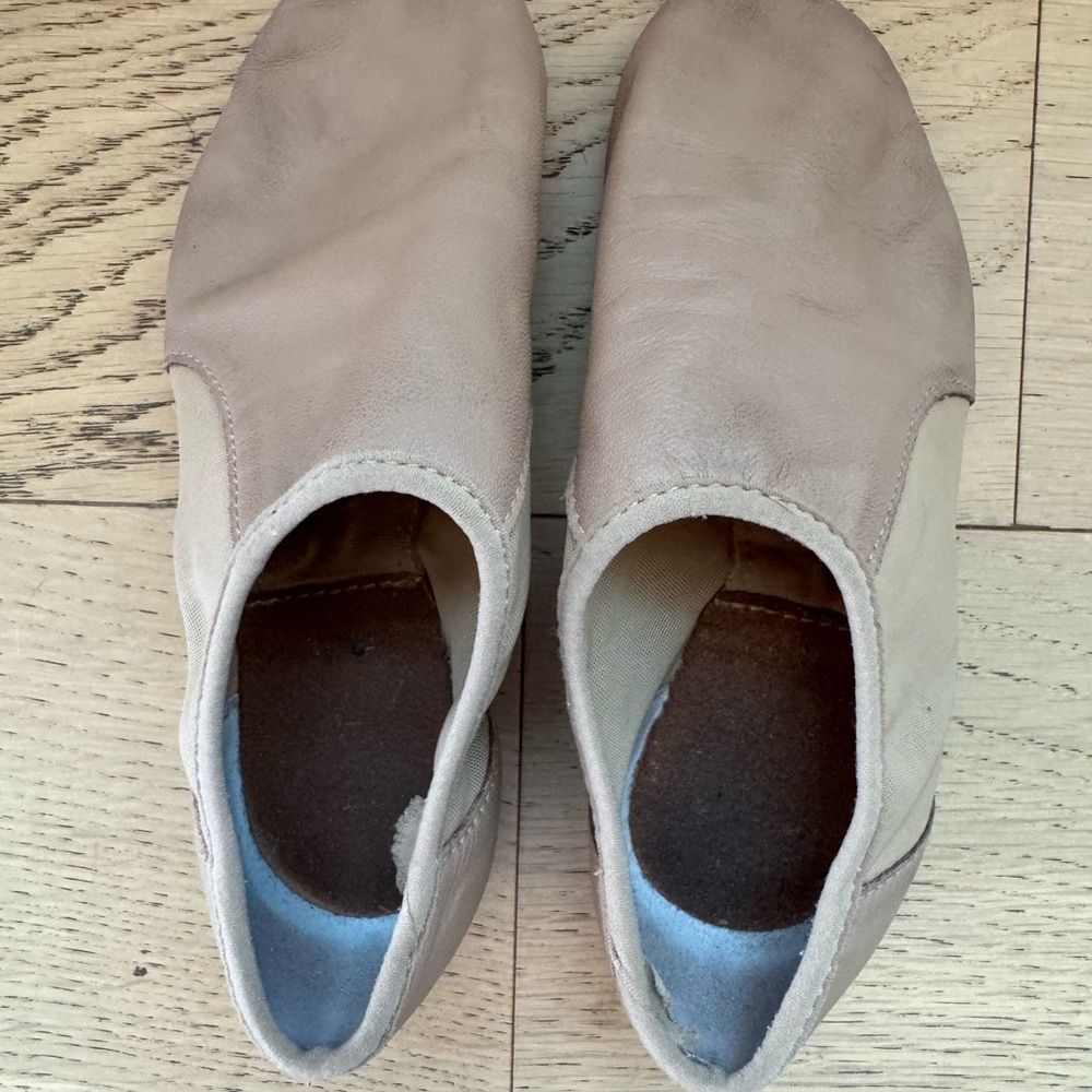 Bloch Childrens Neo-Flex Slip On Leather Jazz Shoes size 13.5N